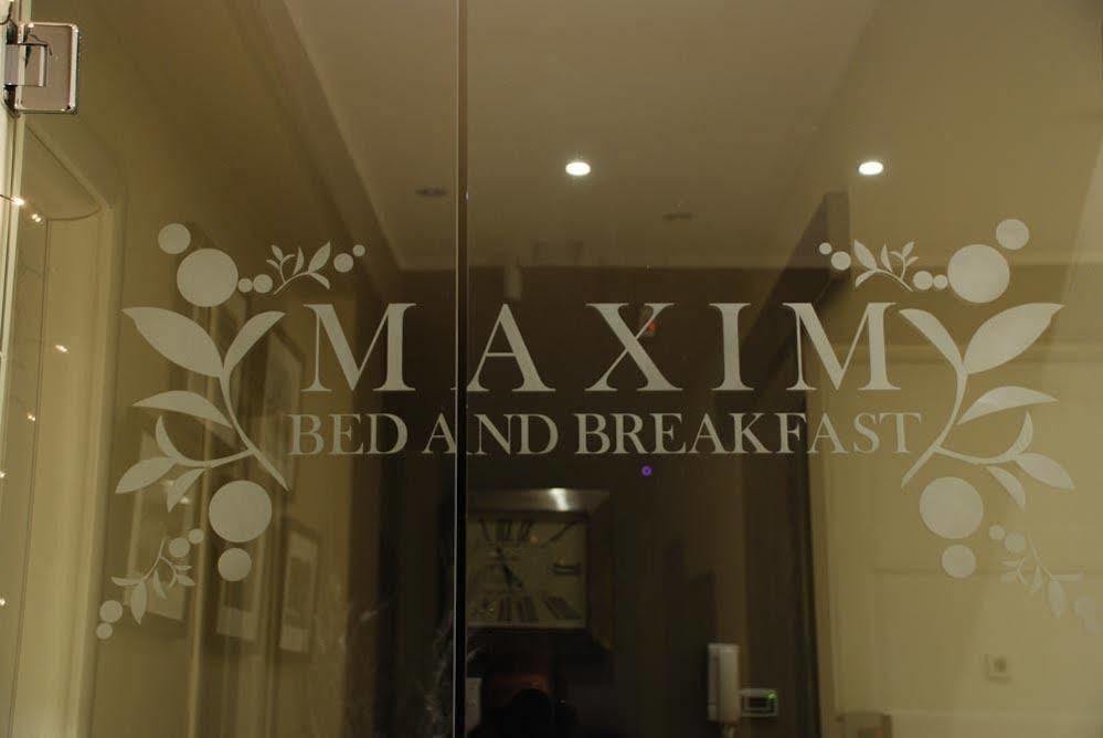 Maxim Couette-café